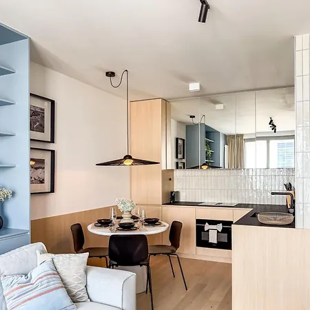High-floor Cityview Ac Parking Eurovea Center Apartman *